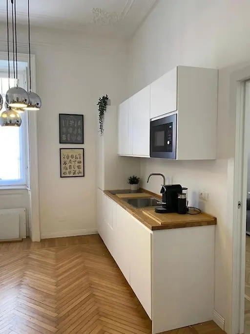 Bnbutler - Guercino, 8 - Renovated Design Apartment Milánó